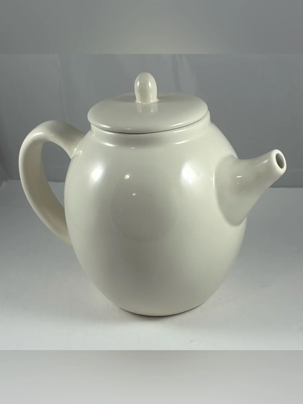 RAE DUNN TEAPOT